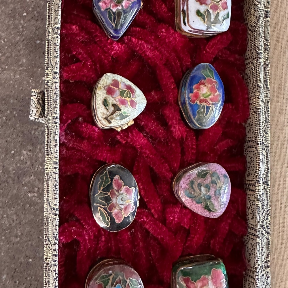 Vintage Smithsonian Institution Cloisonné Trinket or Pill boxes - Picture 3 of 4